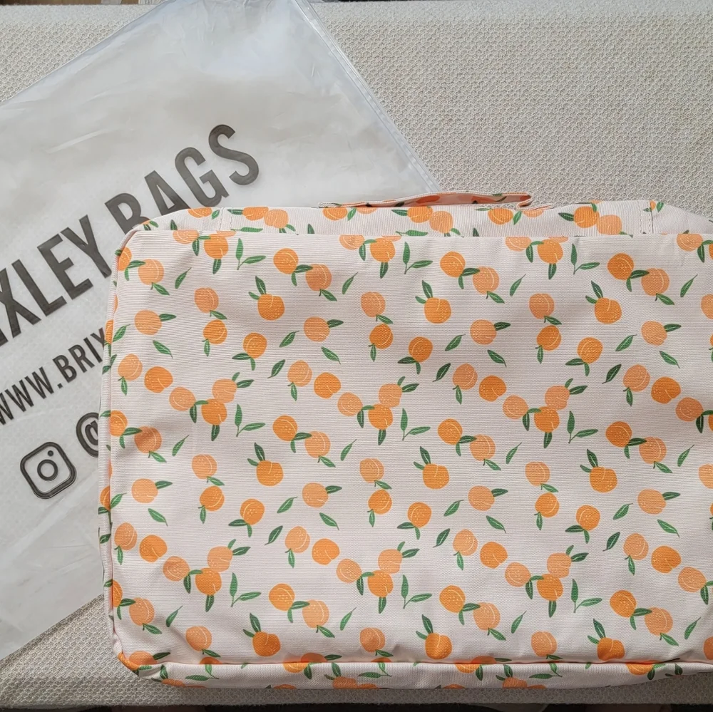 Brixley Orange and White Peach Travel Packing Cubes Set - Picture 3 of 3